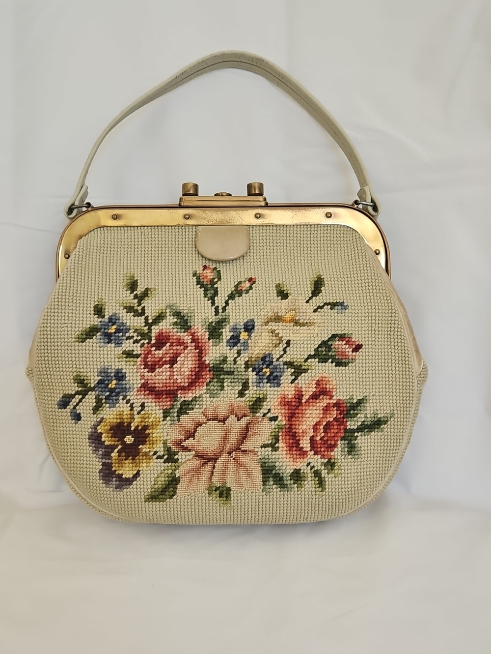 Vintage Floral Needlepoint Handbag in Cream and Pink